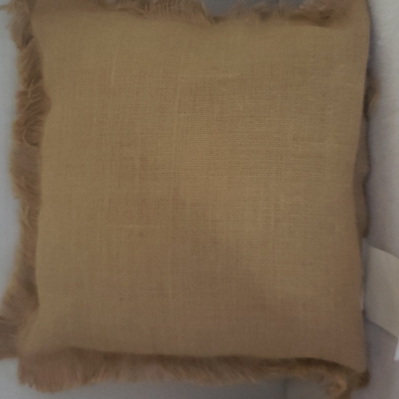 Mud Pie | NWT Burlap Square Accent Fringe Pillow "In All Things Give Thanks" - Picture 4 of 5